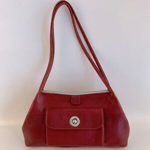 Elegant Vintage Red Leather Shoulder Bag